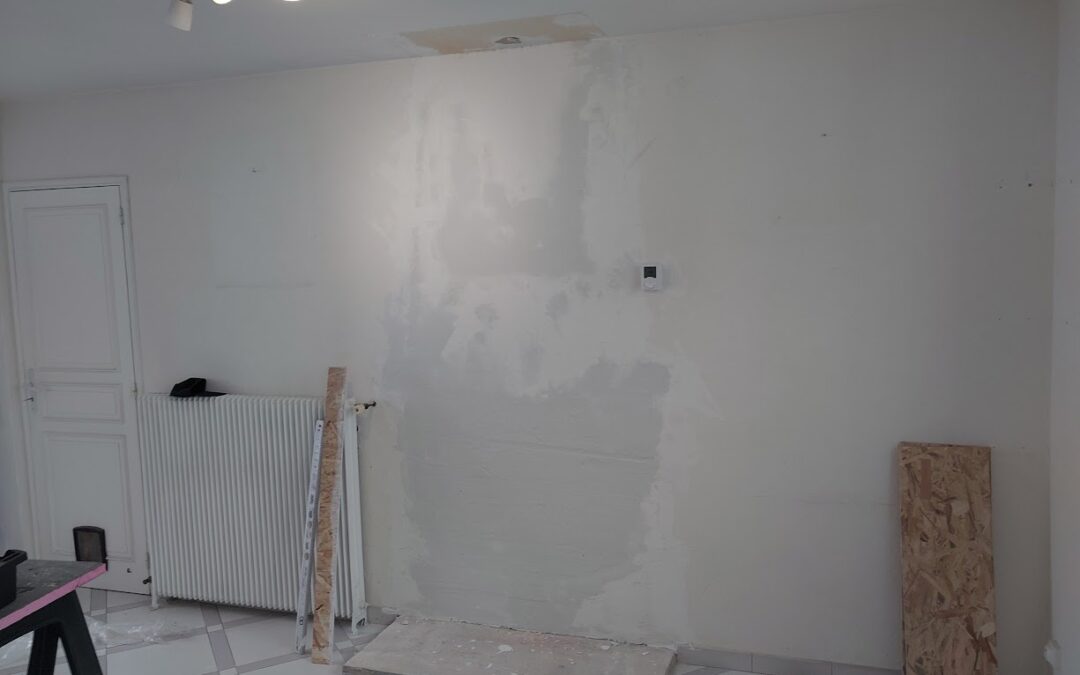 Démolition d&rsquo;une Ancienne Cheminée & Rebouchage + Enduit Finition
